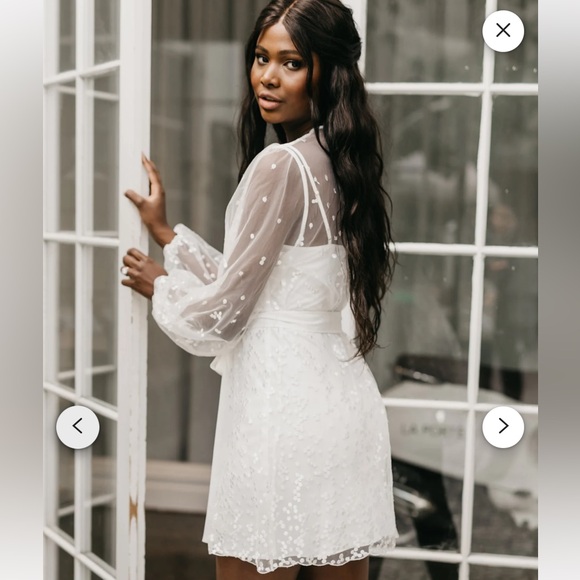 LE ROSE The CAMILE Spot Lace Robe - Picture 2 of 8